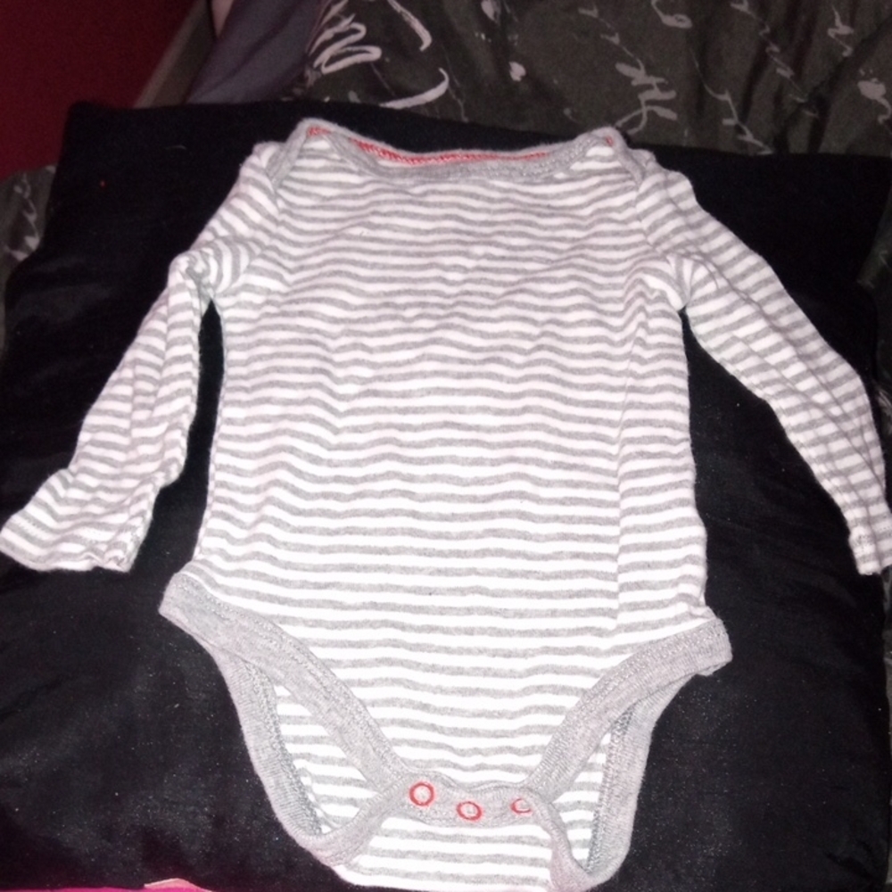 Cat & Jack Gray Striped Bodysuit